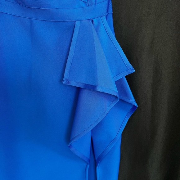 💙 NWOT Elegant Cobalt Blue Off-Shoulder Bandage Dress | Women’s Medium - Picture 5 of 14
